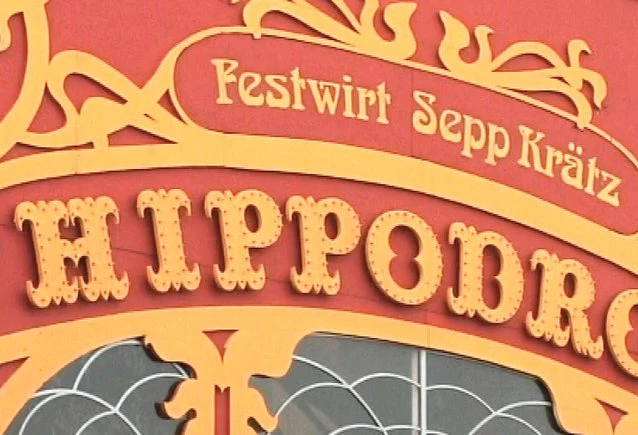 Fassade des Hippodrom Festzeltes auf dem Münchner Oktoberfest