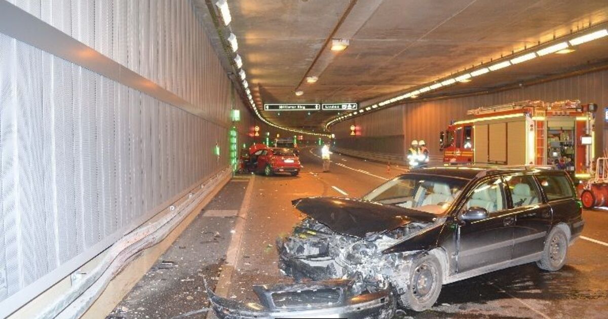 Während Der Fahrt In Einem Tunnel Bemerken