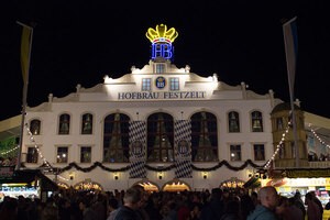 Oktoberfest München Hofbräu Festzelt Wiesn