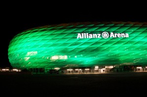 St. Patrick's Day 2014 - Greening München  Allianz Arena in Grün, © Foto: D.I.F. e.V. / Fotograf Andreas Kotowski
