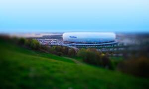 Die Allianz Arena vom Fröttmaninger Berg