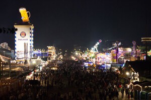 Panorama Oktoberfest Wiesn bei Nacht Oktoberfest