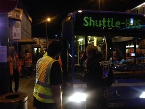 Shuttlebusse stehen am Hauptbahnhof parat, © Shuttlebusse stehen am Hauptbahnhof parat