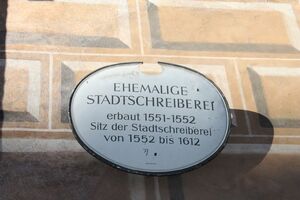 Schild von ehemaliger stadtschreiberei an weinstadl in der burgstraße