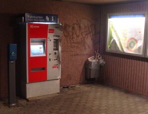 Der aufgebrochene Fahrkartenautomat., © Foto: Bundespolizei