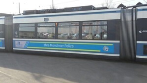 Die Präventions-Tram der Münchner Polizei.