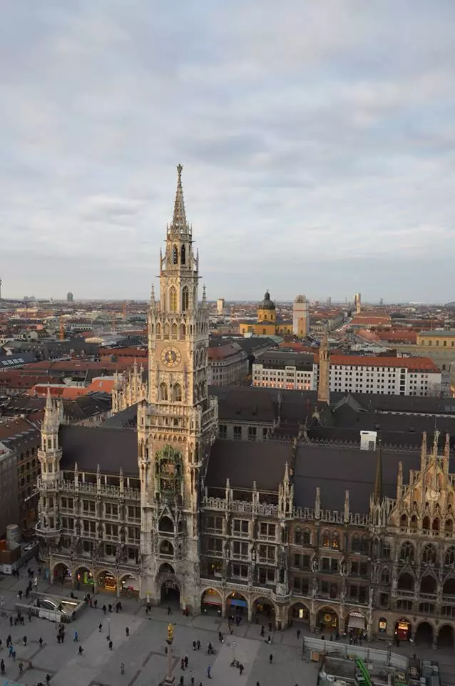 Rathaus auf dem Marienplatz aus der Luft — © Ist der Marienplatz nicht ein Traum? Foto: Zura aus München