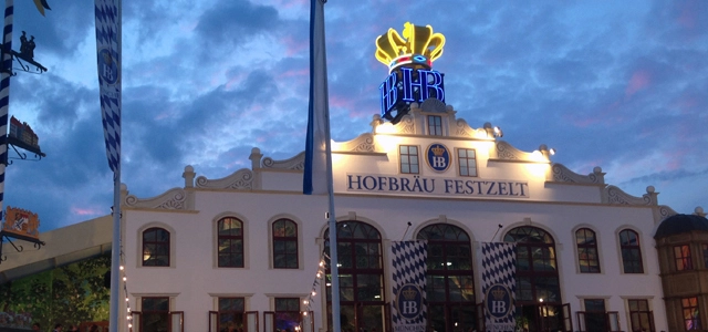 Alle Infos zur Reservierung Tische auf dem Oktoberfest der Wiesn