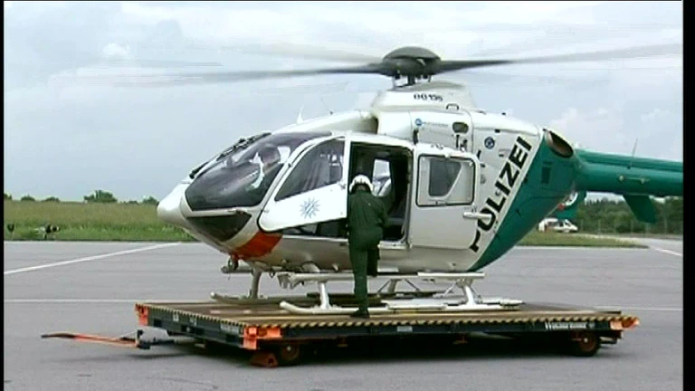 Hubschrauber der Polizei im Einsatz. — © Symbolfoto