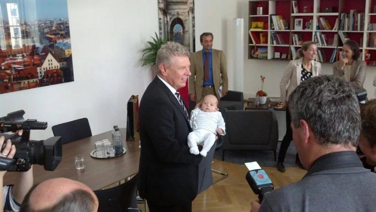 Die 1,5 millionste Münchnerin heißt Amelia