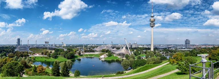 Aussicht über den Olympiapark — © Das Olympiastadion heute - Foto: fottoo/Fotolia.com
