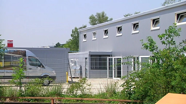 Ein Asylheim — © Zwei "Abfangheime" will die CSU an den Grenzen errichten Foto: Archiv