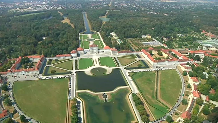 Das Schloss Nymphenburg aus der Luft  — © Das Schloss Nymphenburg aus der Luft Foto: Red