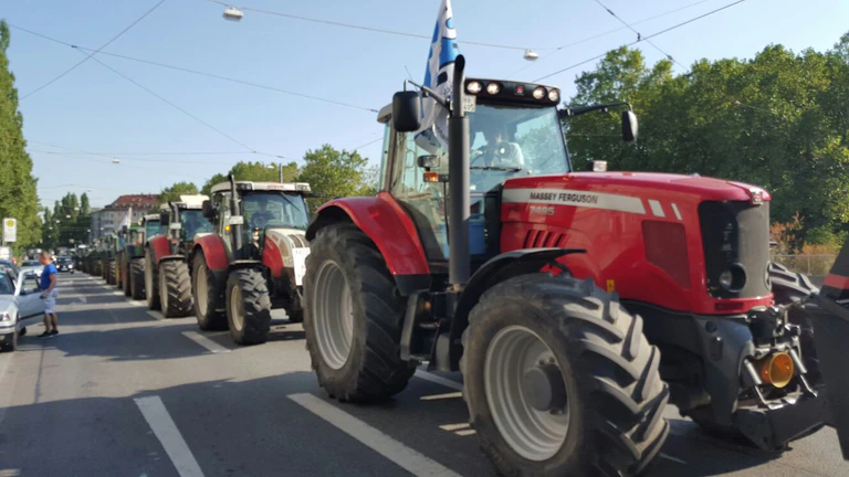 — © Demonstration gegen sinkende Milchpreise