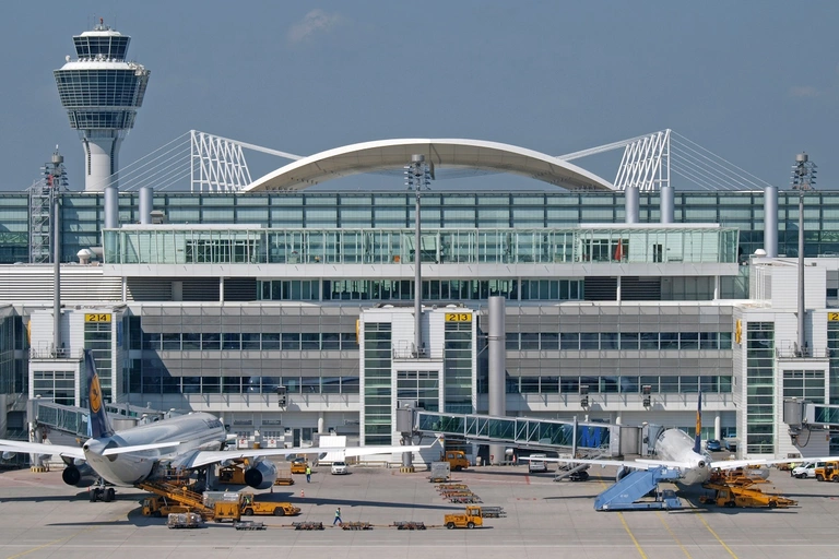 Der Münchner Flughafen — © Flughafen München