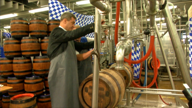 oktoberfest wiesn holzfass