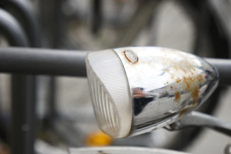 Alte retro Fahrradlampe — © Alte retro Fahrradlampe