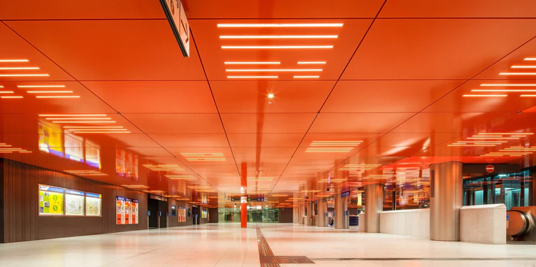 Eröffnung Zwischengeschoss Marienplatz — © MVG Marienplatz Photo: Osram