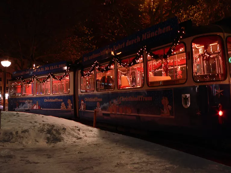 ChristkindlTram in München — © ChristkindlTram in München
