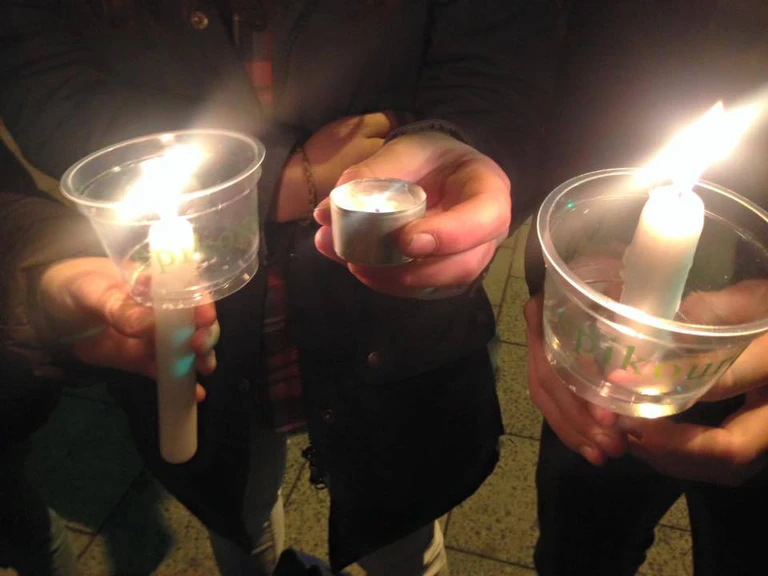Lichterkette von München bis Berlin
