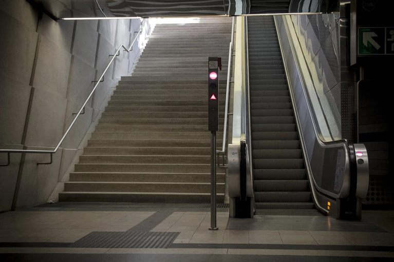 Rolltreppe an U-Bahn Station — © Symbolbild