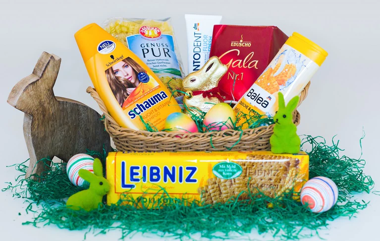 — © Freude schenken macht Spaß! Foto: factum