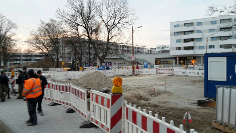 evakuierung fliegerbombe am olympiapark schwabing