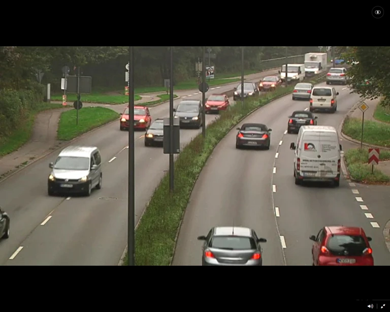 Ein Foto des Isarrings bei fließendem Verkehr — © Freie Fahrt auf dem Isarring nach zwei monatiger Baustelle
