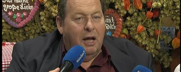 Ottfried Fischer im Interview bei münchen.tv während der Wiesn 