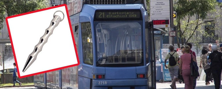 Angriff mit Schlagstock in einer Tram