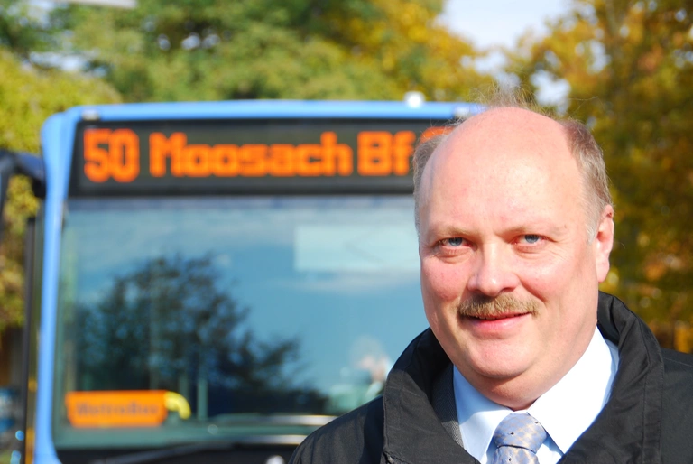 Andreas nagel vor 50 bus richtung Moosach bahnhof — © Aktion Münchner Fahrgäste