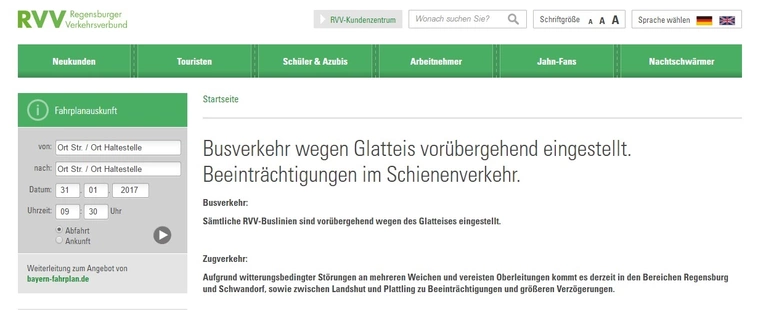 In vielen Teilen Bayerns fällt die Schule heute wetterbedingt aus - Blitzeis erschwert die Fahrt der Schüler und Busse. — © In Regensburg wurde zwischenzeitlich der Bus-Verkehr eingestellt - Screenshot RVV