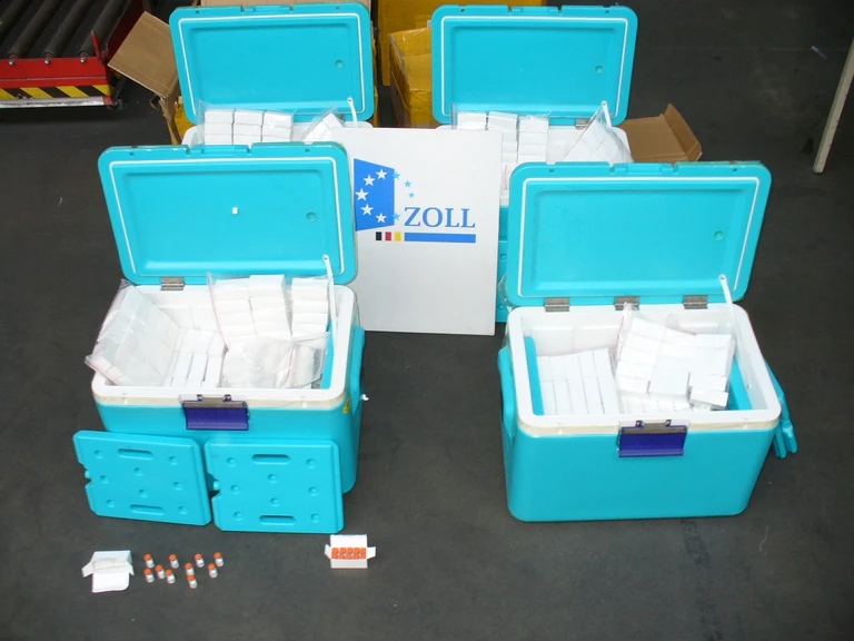 Kühlboxen mit Dopingmitteln
