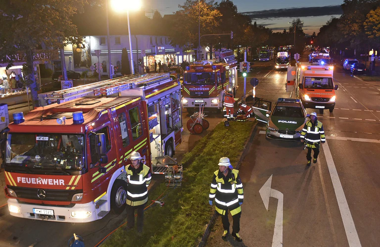 — © Feuerwehr München