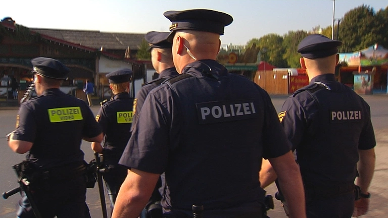 Wiesn-Streife: Die Polizei unterwegs auf dem Oktoberfest