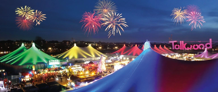 — © Das Winter-Tollwood an Silvester - Foto: Bernd Wackerbauer