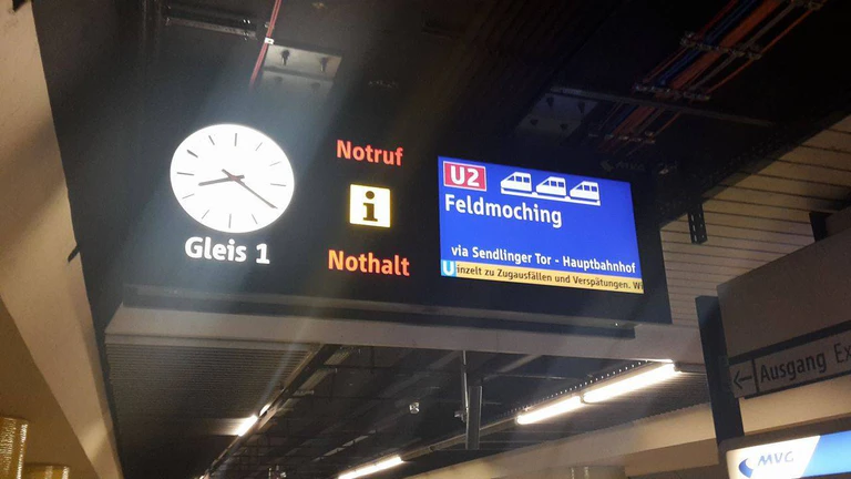 Aktuell kommt es auf den U-Bahn-Linien U2, U3 und U6 zu starken Behinderungen. 
