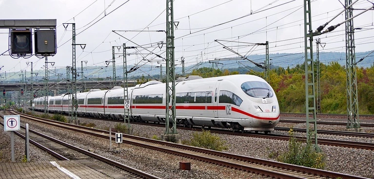 Ein ICE der Deutschen Bahn — © Symbolfoto