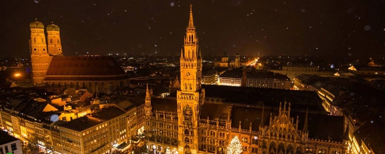 Weihnachten und Winter am Münchner Marienplatz — © Foto: <a href="https://www.facebook.com/TOJE-Photografie-491155321019561/" target="_blank"> TOJE Photografie </a>