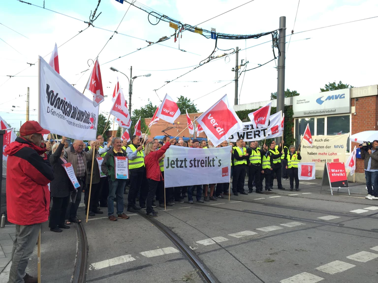 Verdi Streik bei der MVG - Die streikenden Mitarbeiter