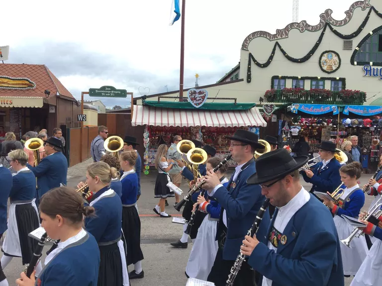 Der Trachtenumzug der Wiesn 2018