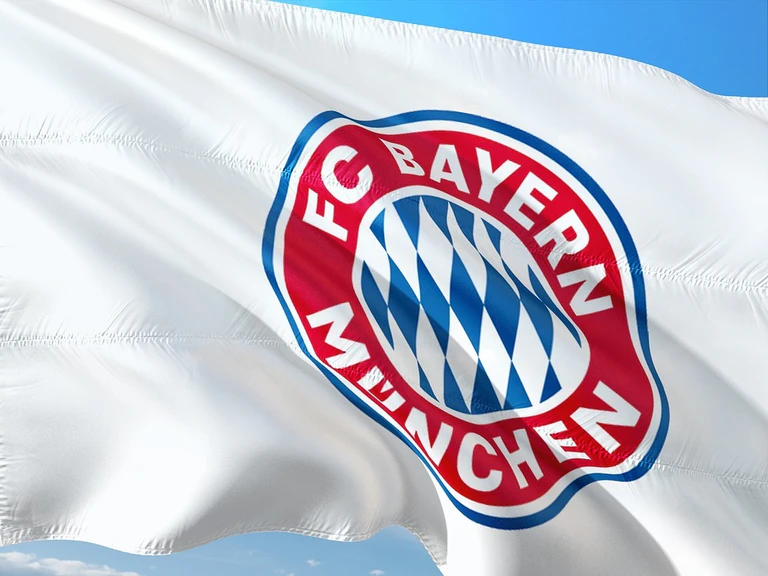 FC Bayern München Logo — © Symbolbild