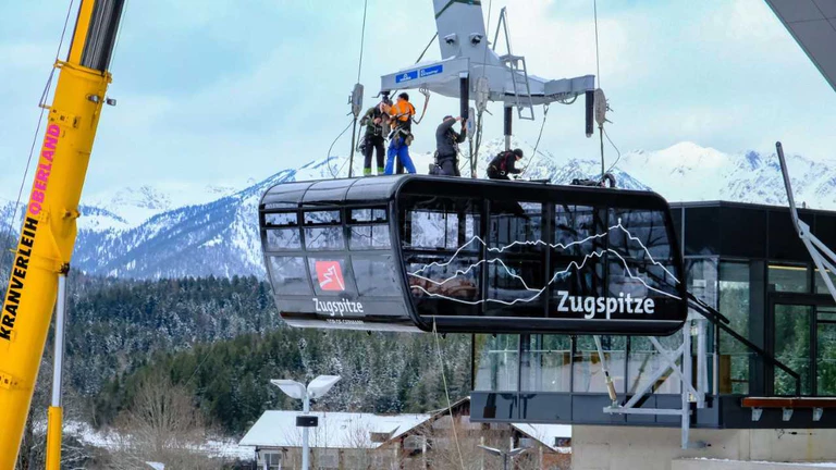 neue Gondel Zugspitzbahn — © Robert Kukuljan