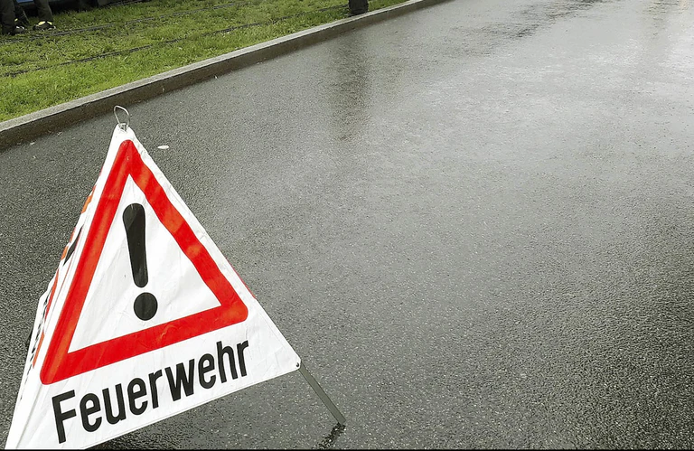Tramentgleisung Willibaldplatz — © Foto: Berufsfeuerwehr München