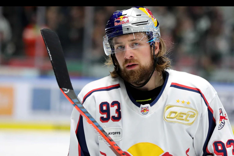 Maxi Kastner - Stürmer des EHC Red Bull München — © GEPA pictures: Matthias Mandl