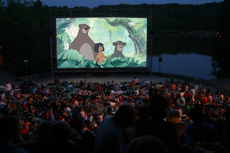 Open-Air- Kino, Mond & Sterne im Westpark — © Kino, Mond & Sterne im Westpark