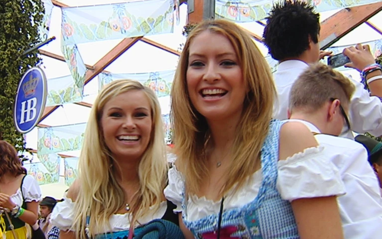 München Oktoberfest 2014 Dirndl