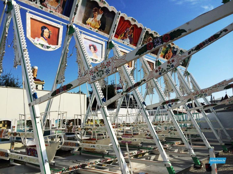 Schiffschaukel oktoberfest wiesn