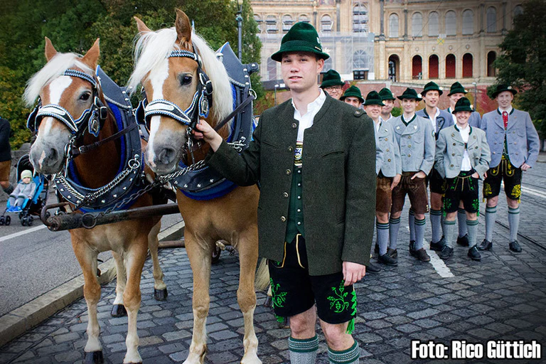Oktoberfest Bilder Tag 2 Trachtenumzug