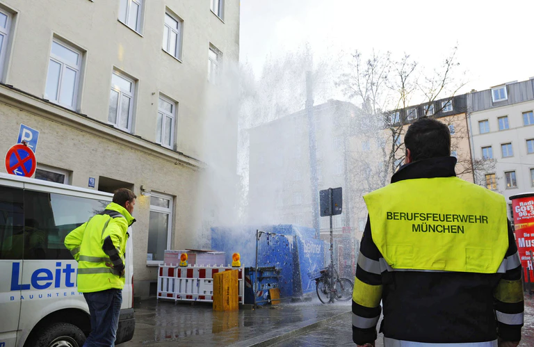 — © Foto der Berufsfeuerwehr München